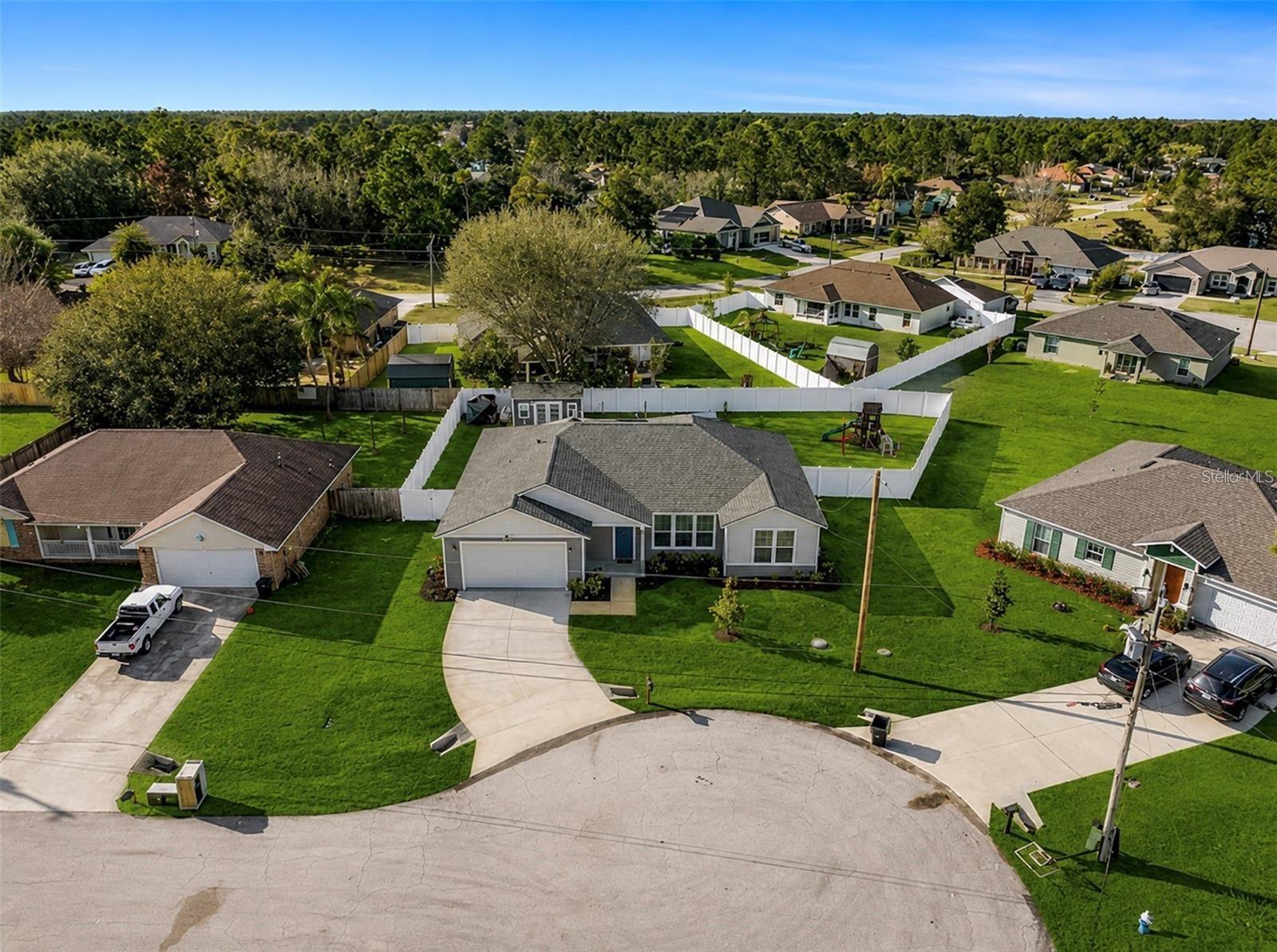 13 LEMAY PL