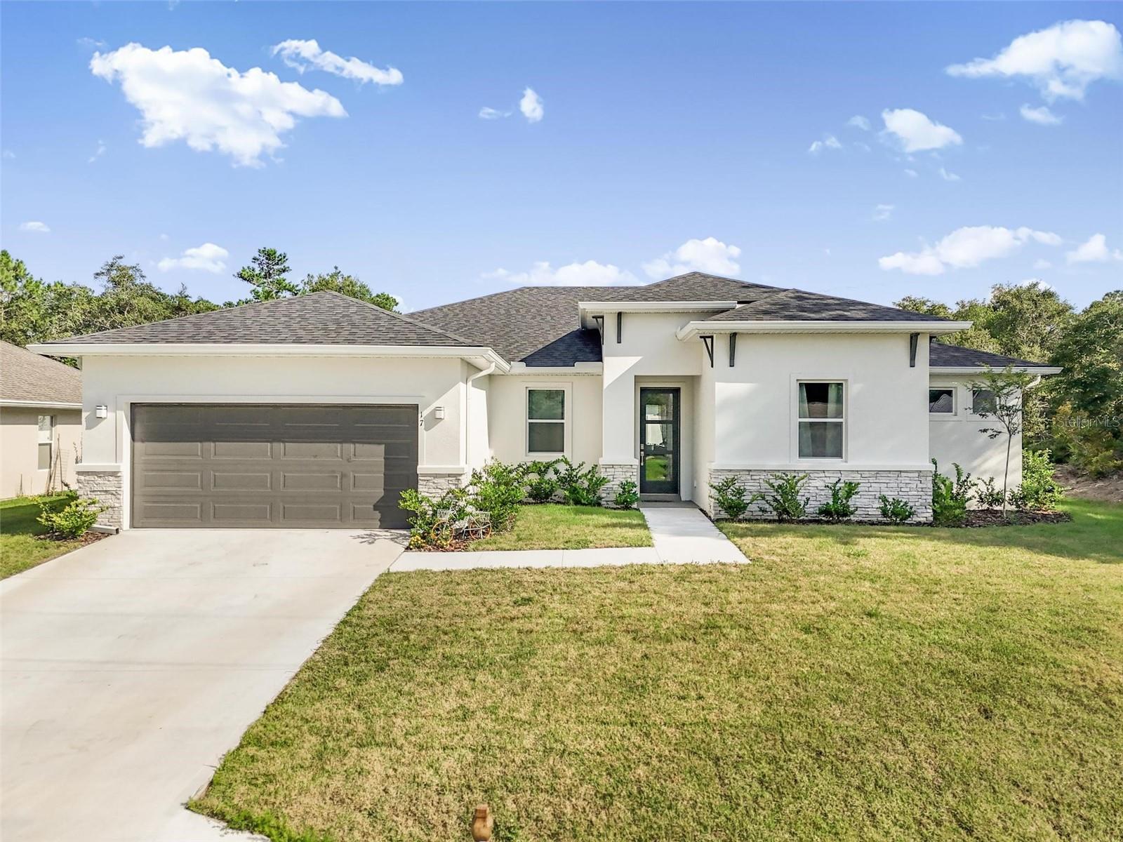 17 FERNGATE LN