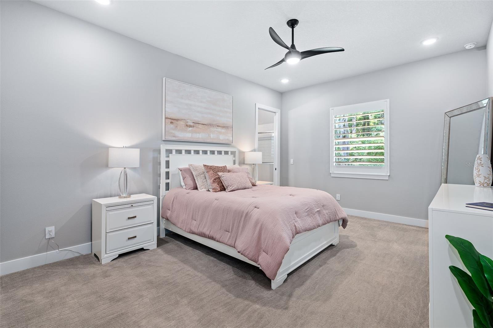 2343 LEGACY LN