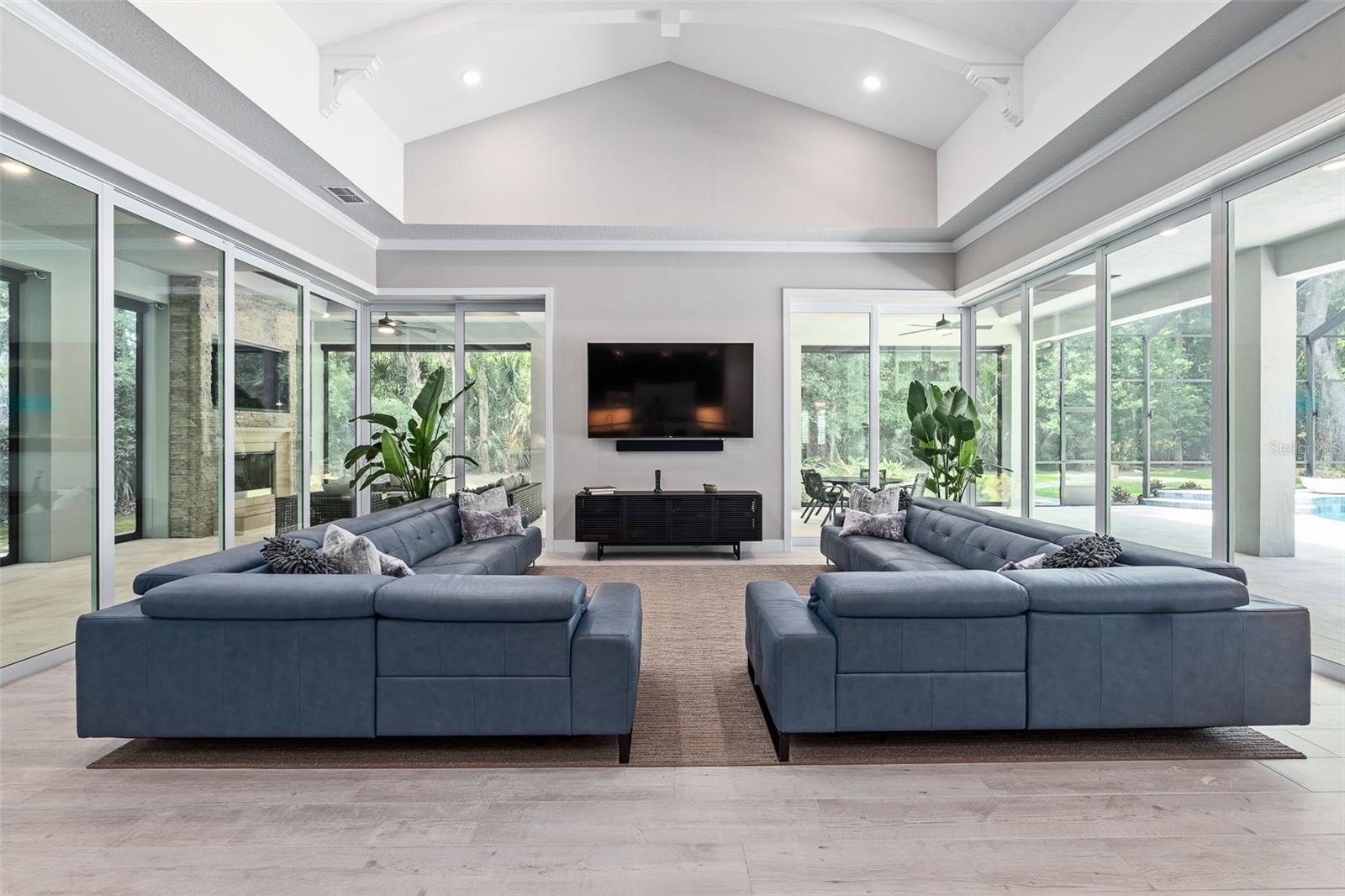 2343 LEGACY LN