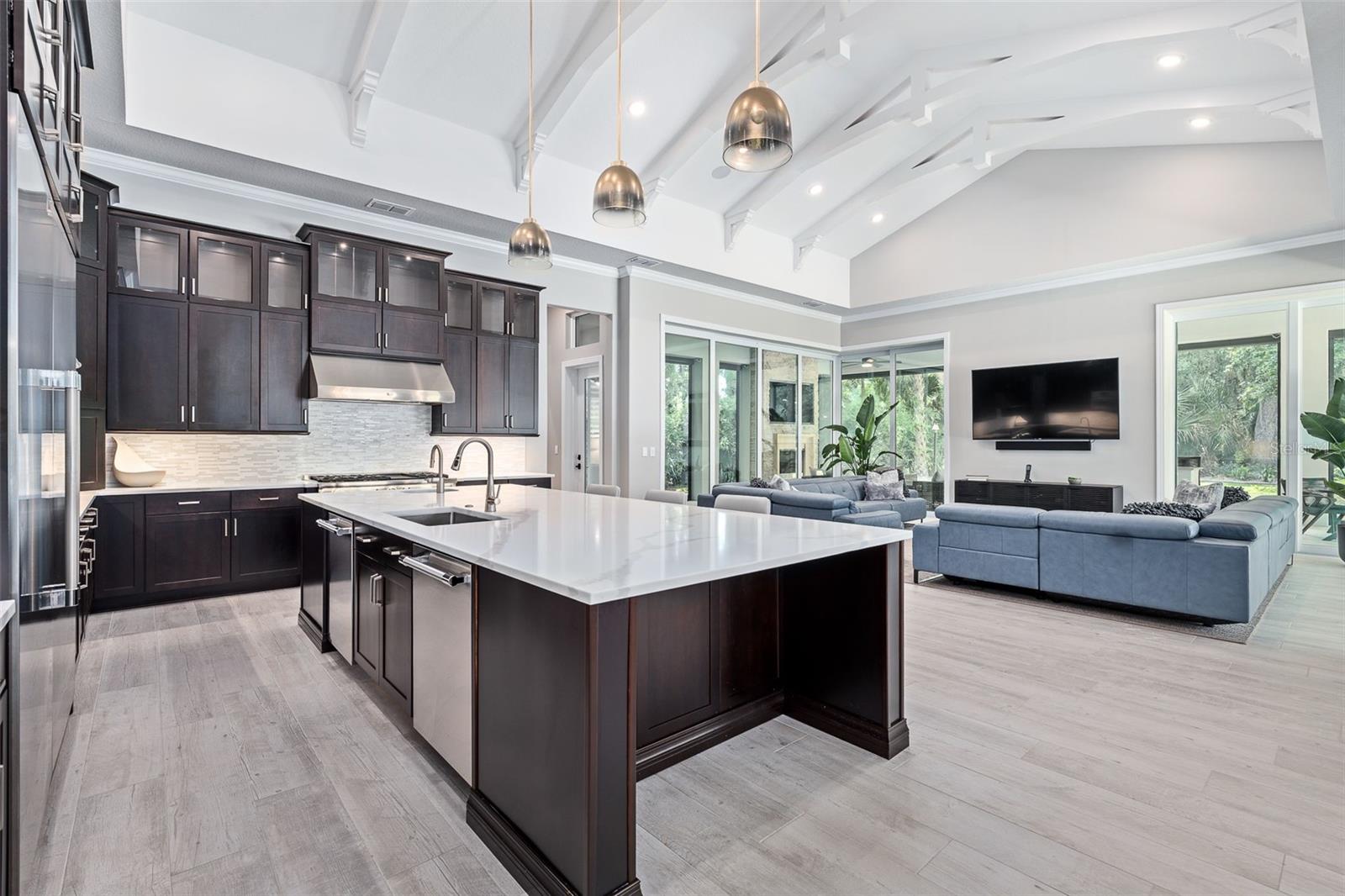 2343 LEGACY LN