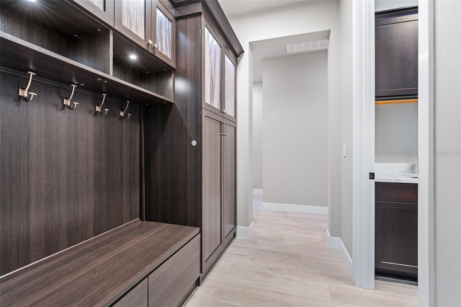 2343 LEGACY LN