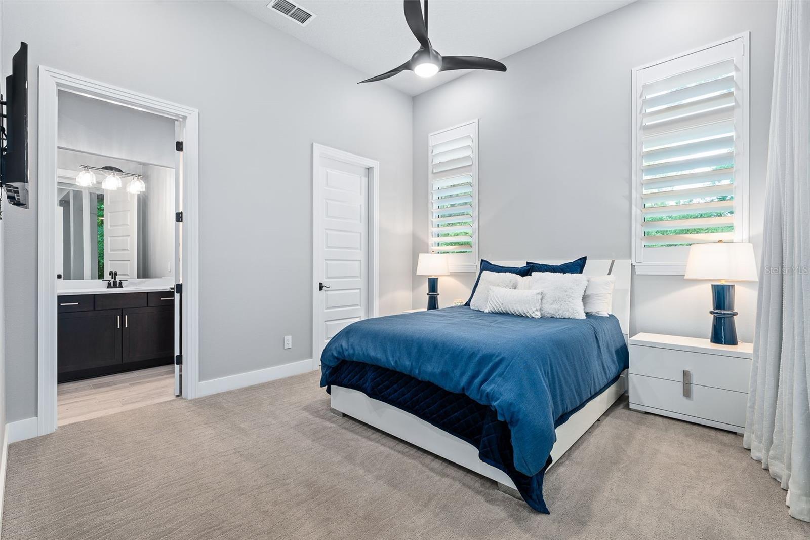 2343 LEGACY LN