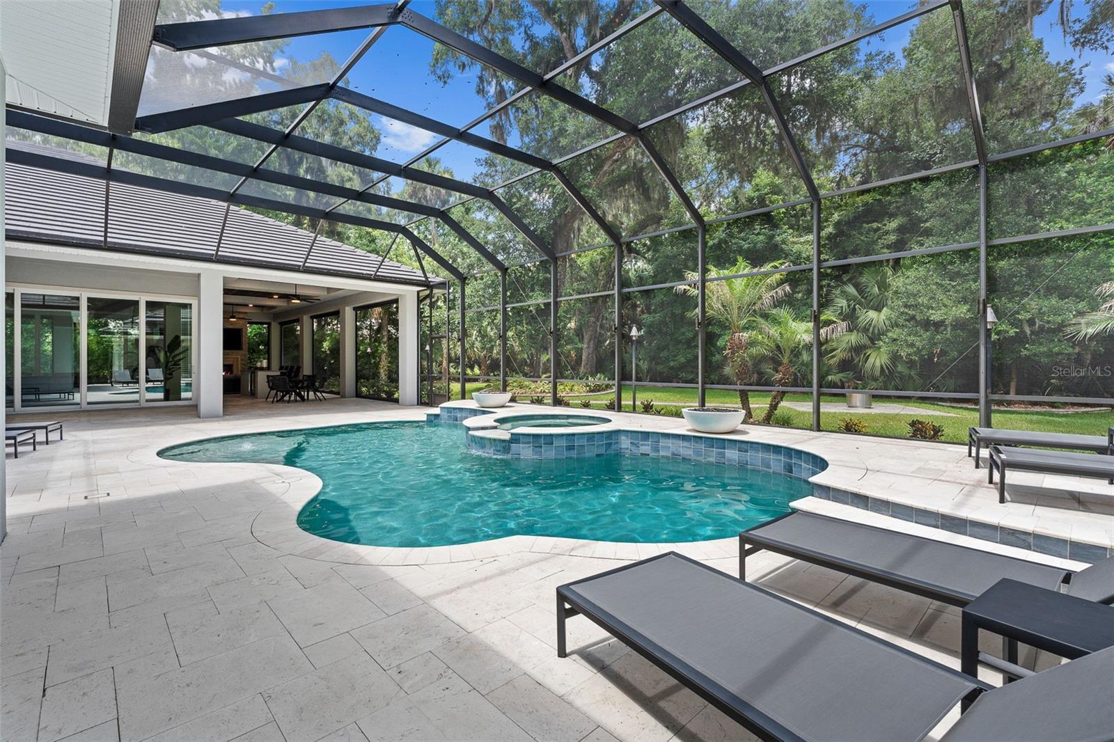 2343 LEGACY LN
