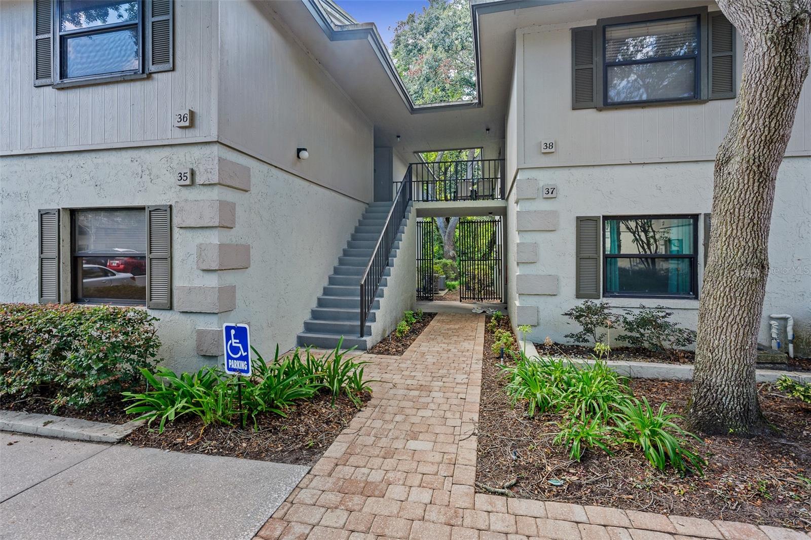35 NAVARRA CT #35