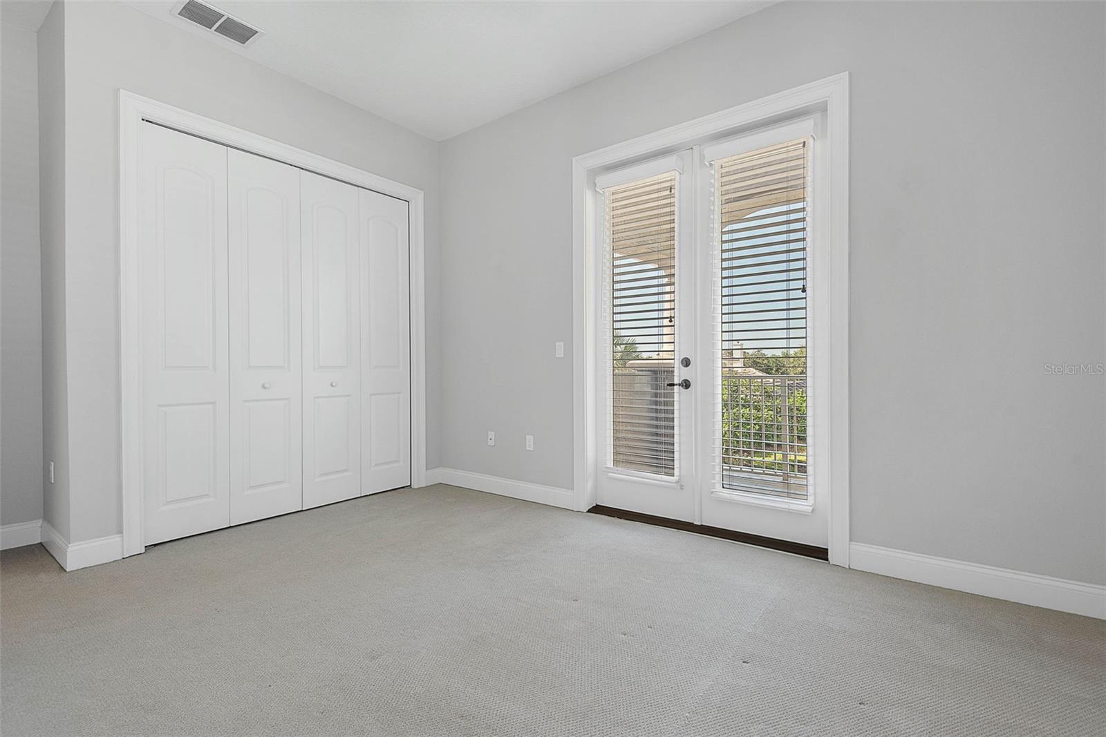 15 SANDPIPER LN