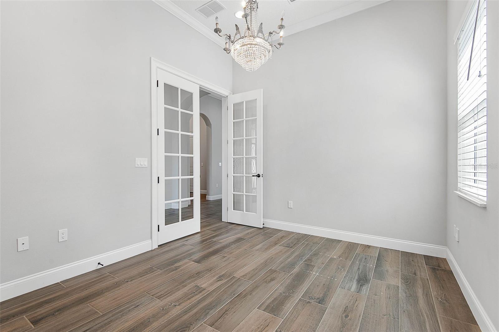 15 SANDPIPER LN