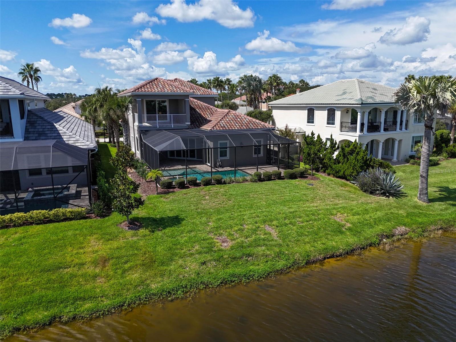 15 SANDPIPER LN