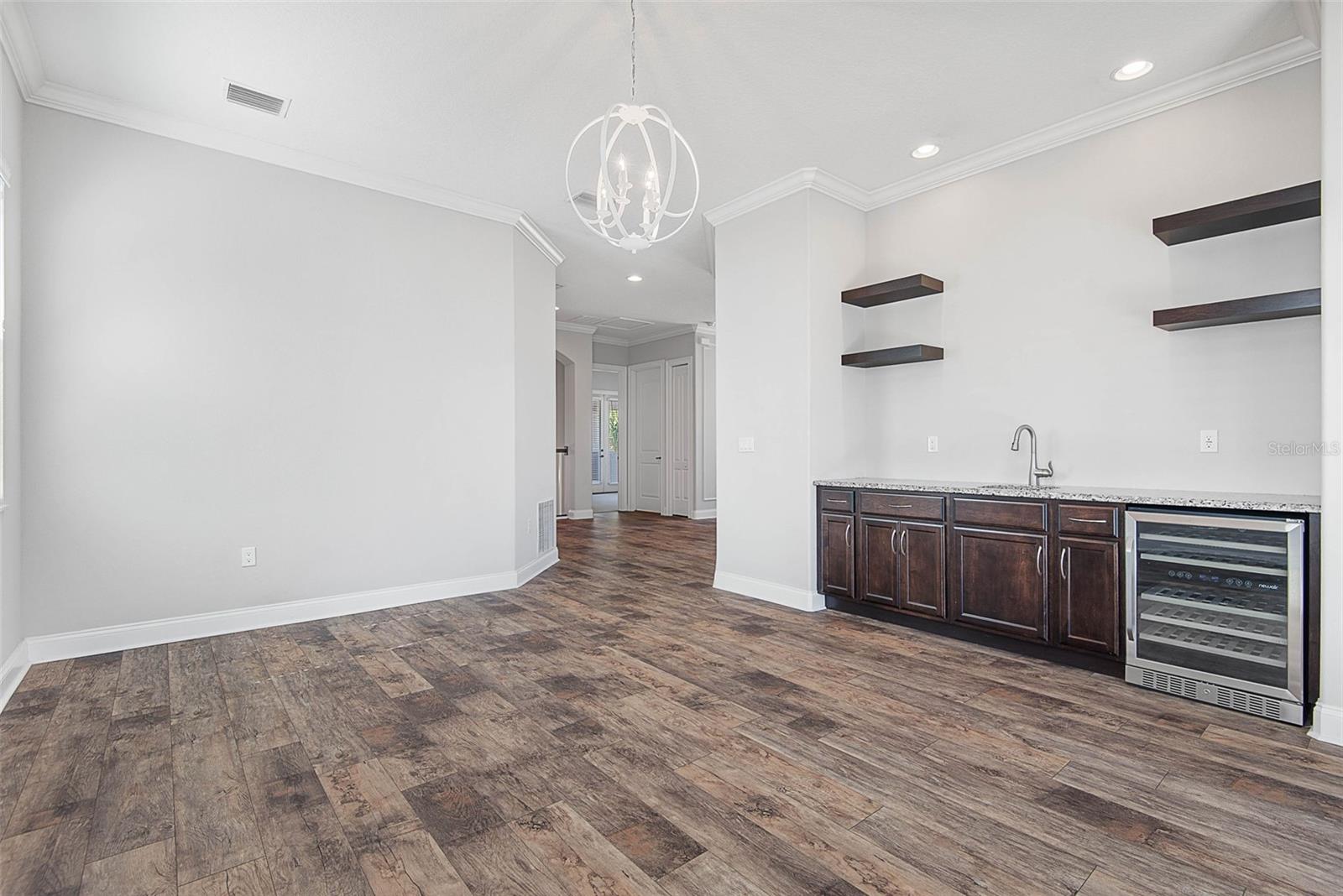 15 SANDPIPER LN