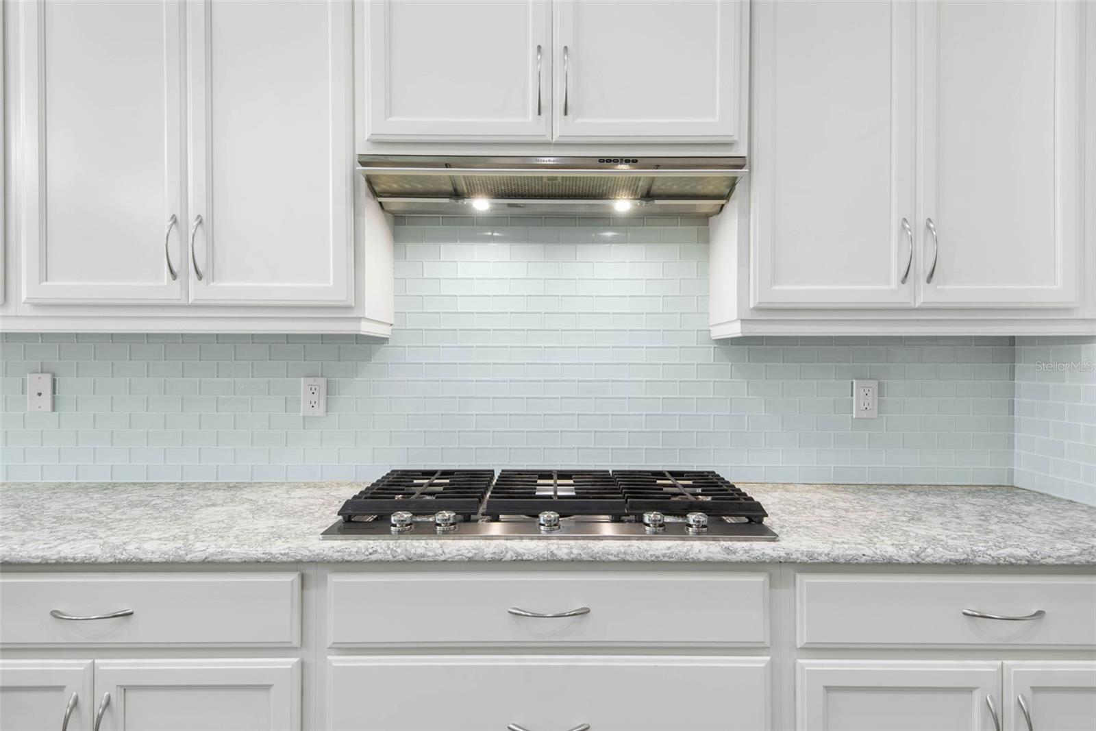 15 SANDPIPER LN