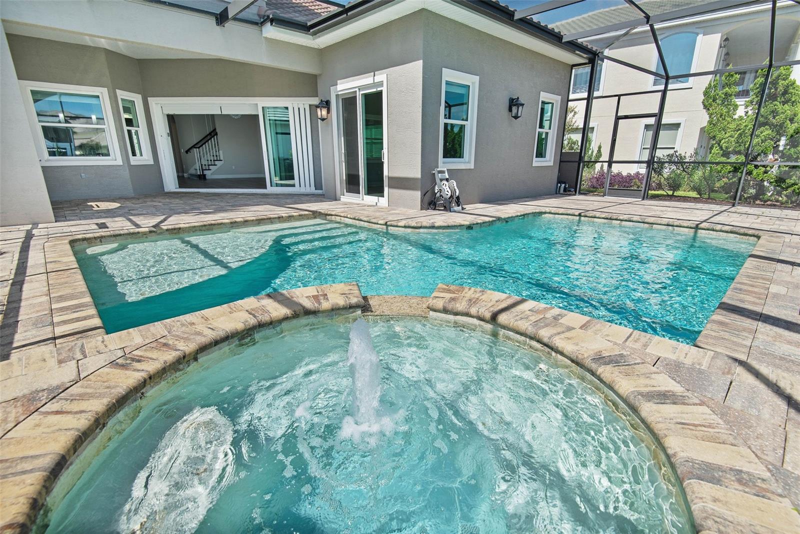 15 SANDPIPER LN