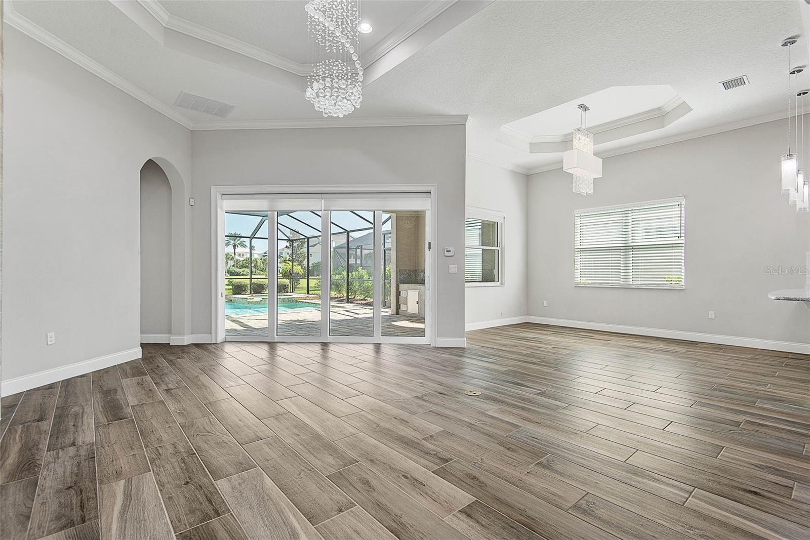 15 SANDPIPER LN