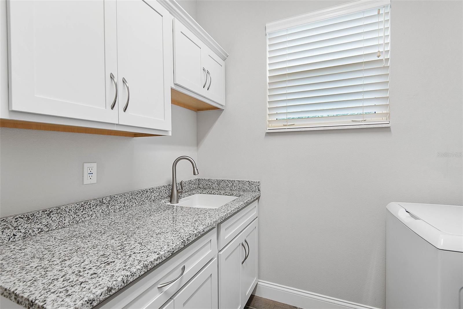15 SANDPIPER LN