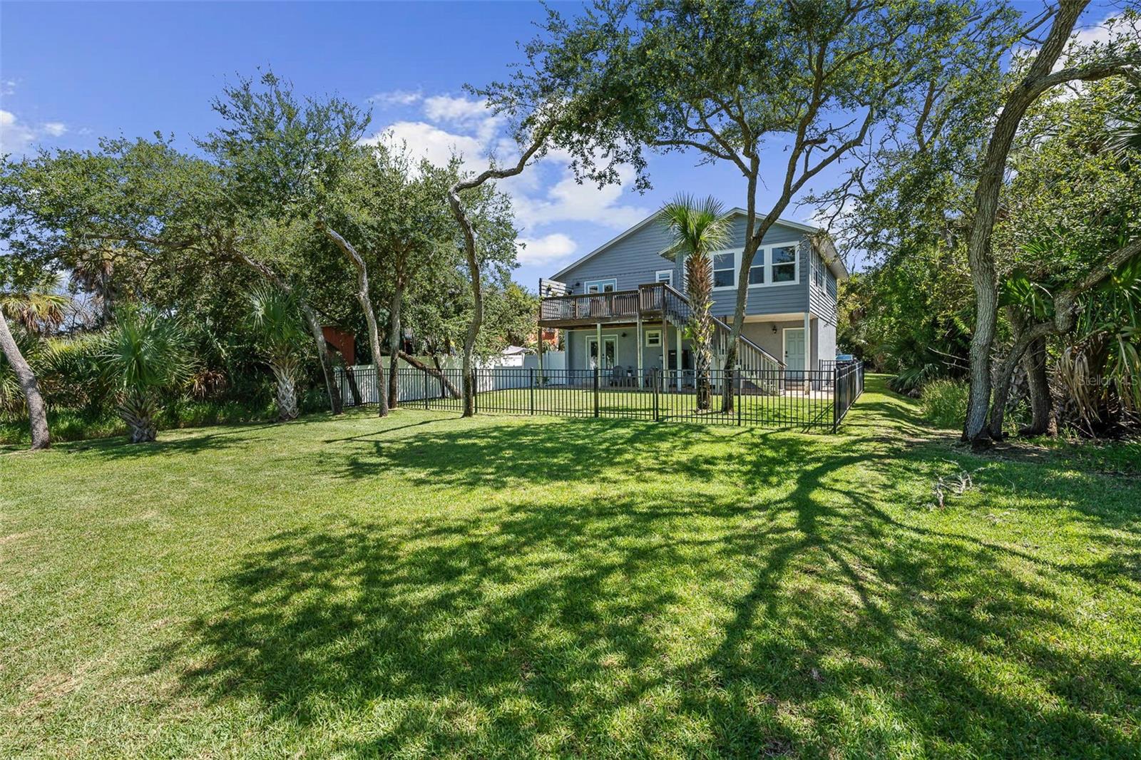 1843 OAK PL