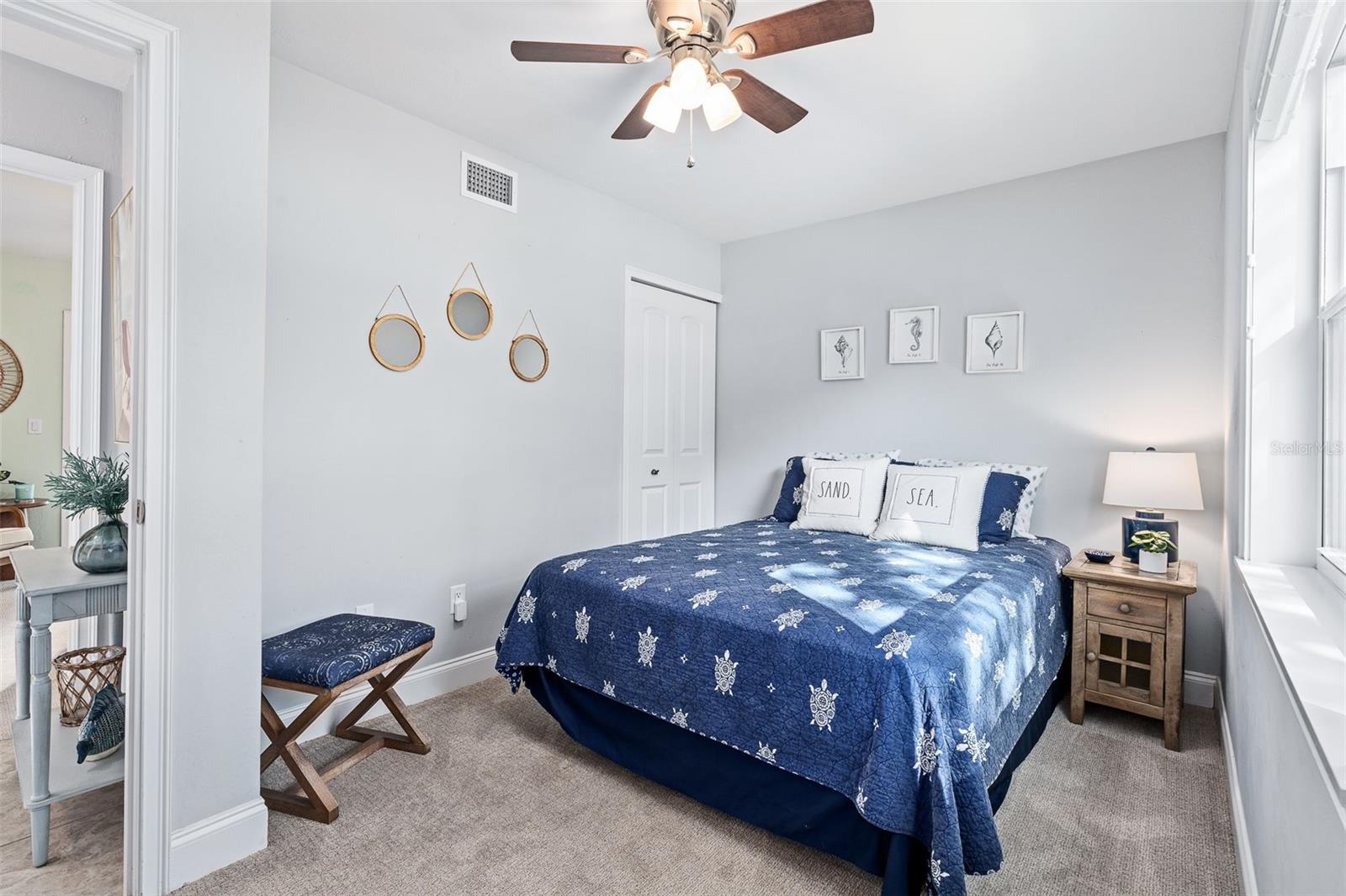 1843 OAK PL