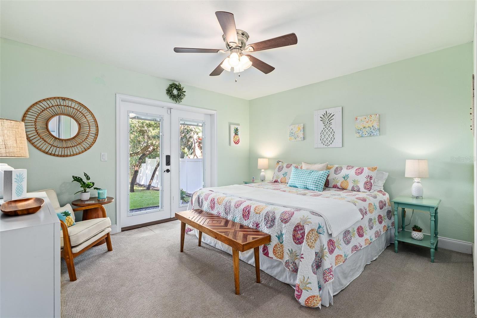 1843 OAK PL