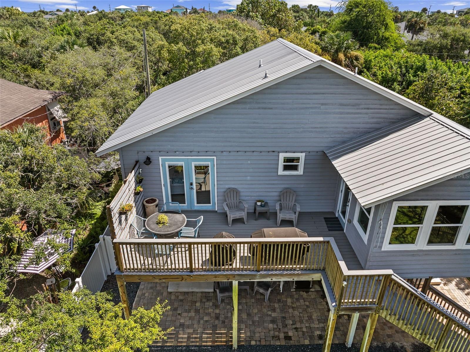 1843 OAK PL