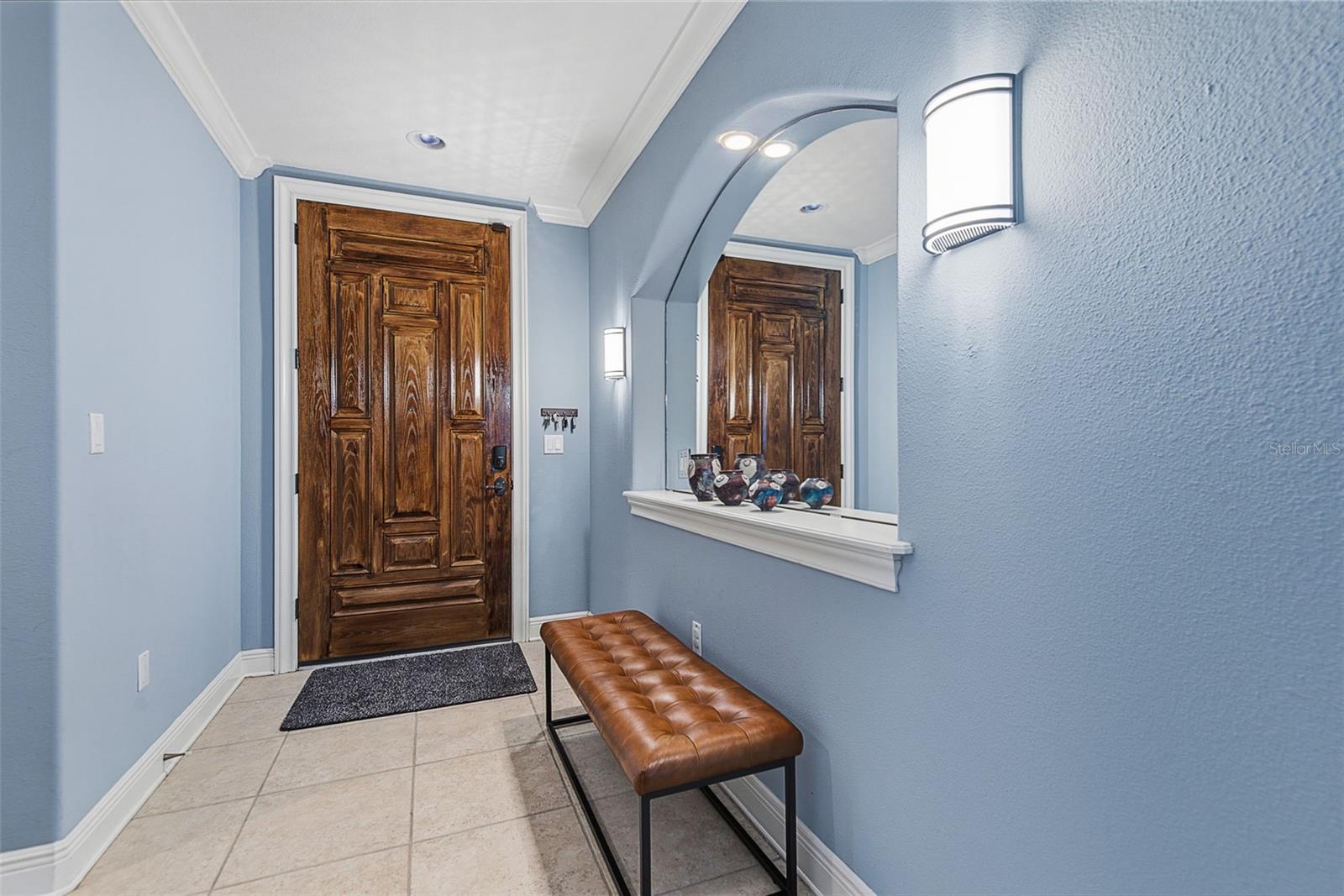 110 CLUB HOUSE DR #202