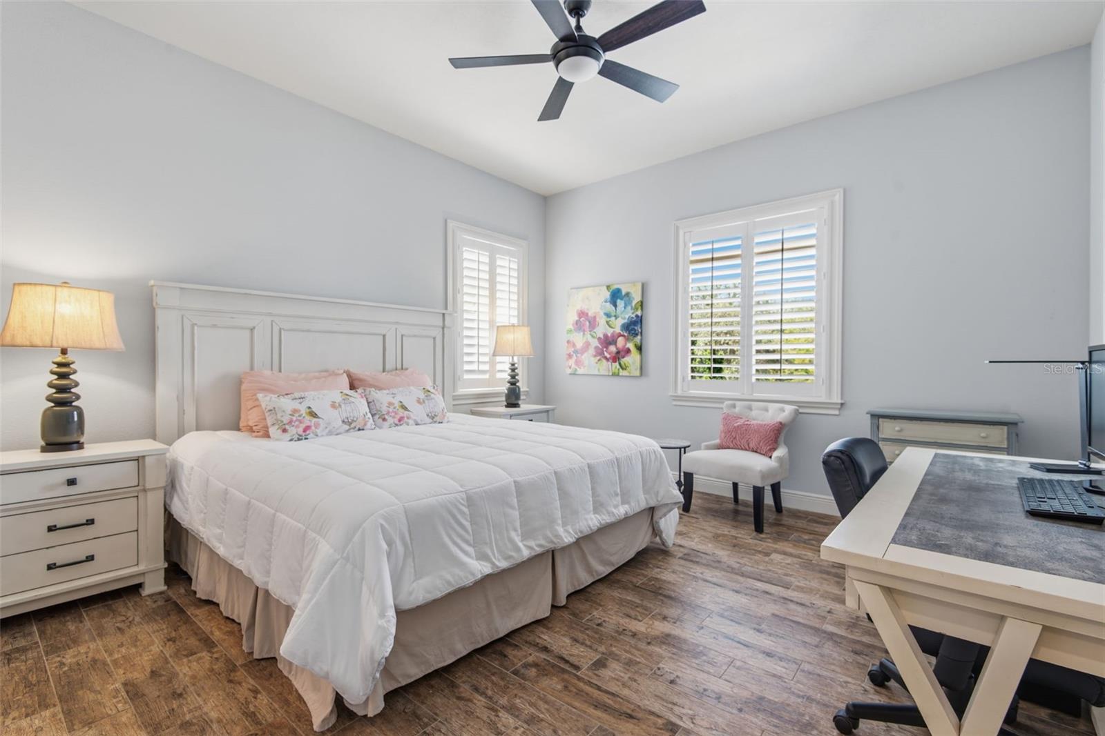 110 CLUB HOUSE DR #202