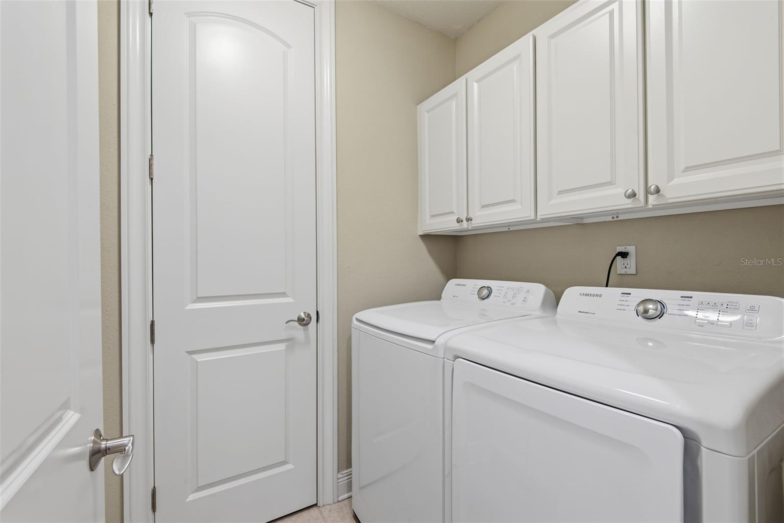 110 CLUB HOUSE DR #202