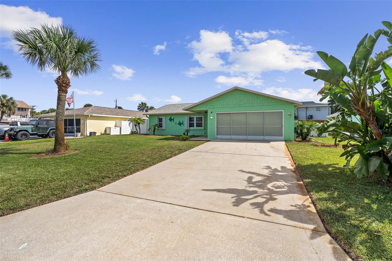 6 CONCORD DR