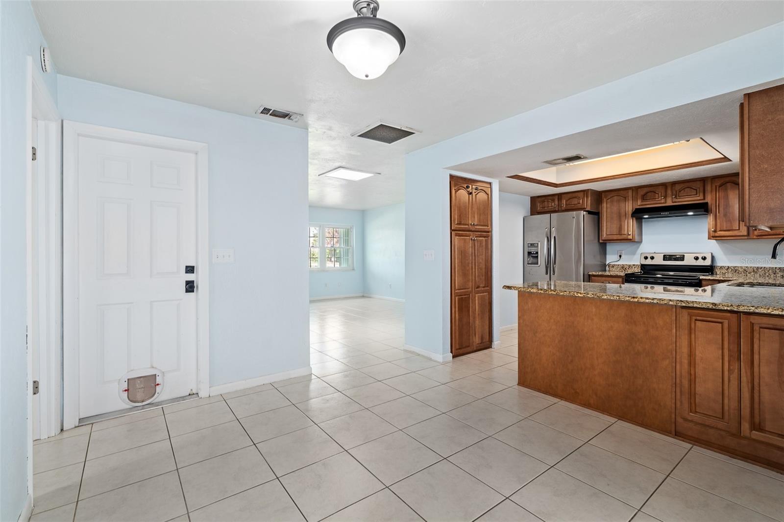 6 CONCORD DR