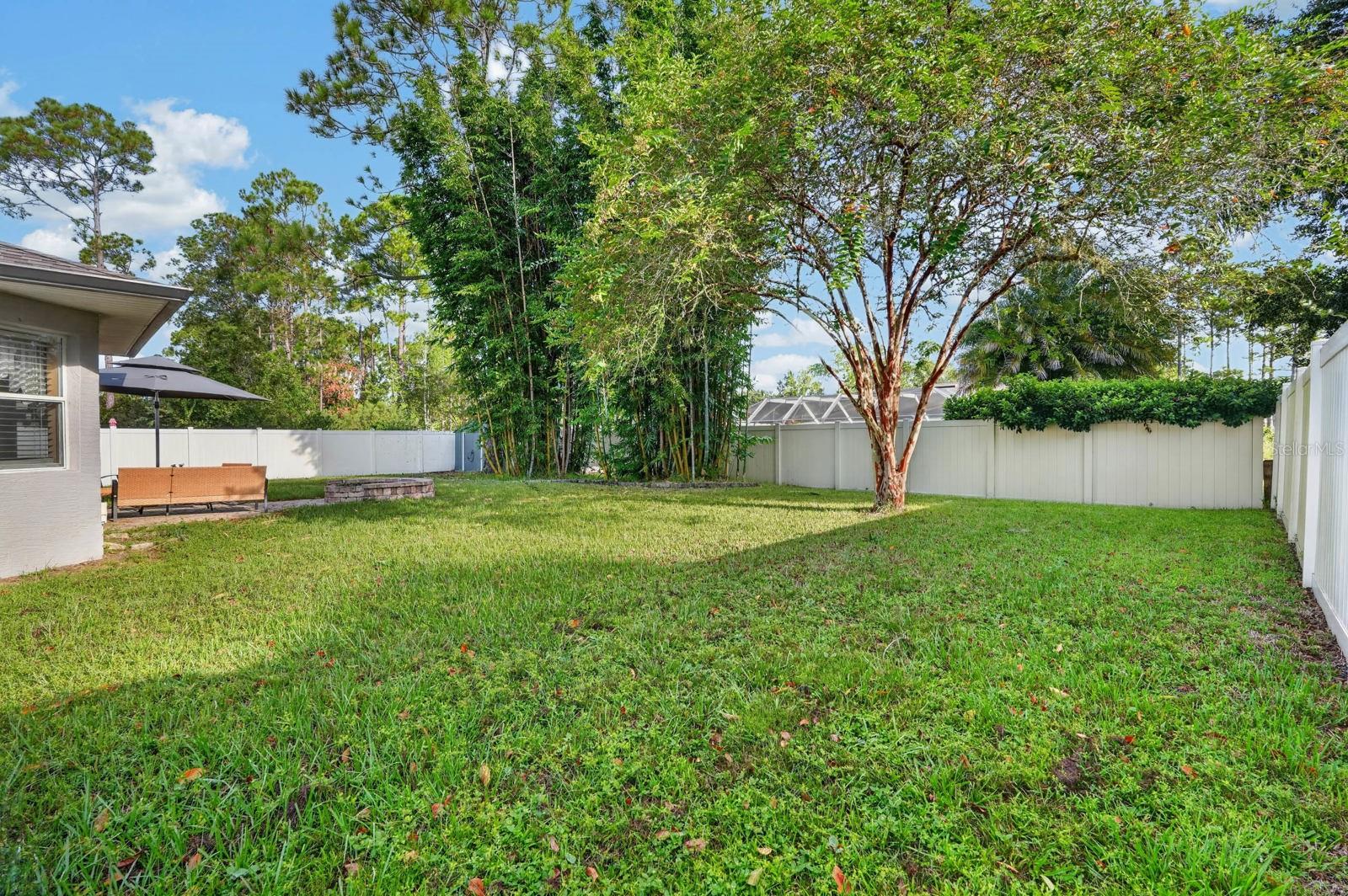 19 RED OAK PL