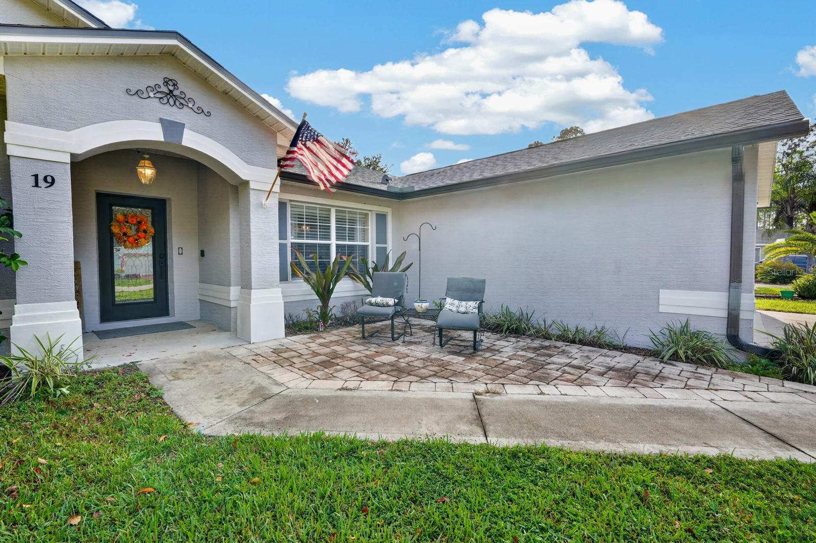 19 RED OAK PL