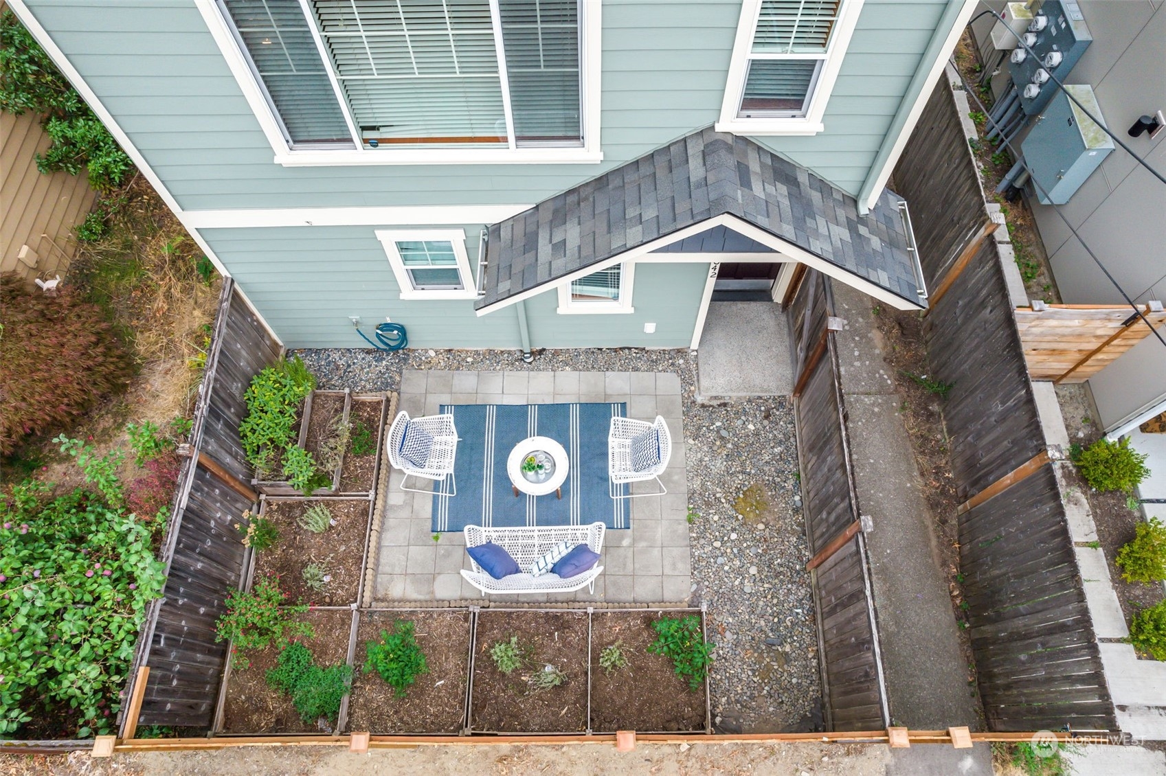 12042 33rd Avenue NE