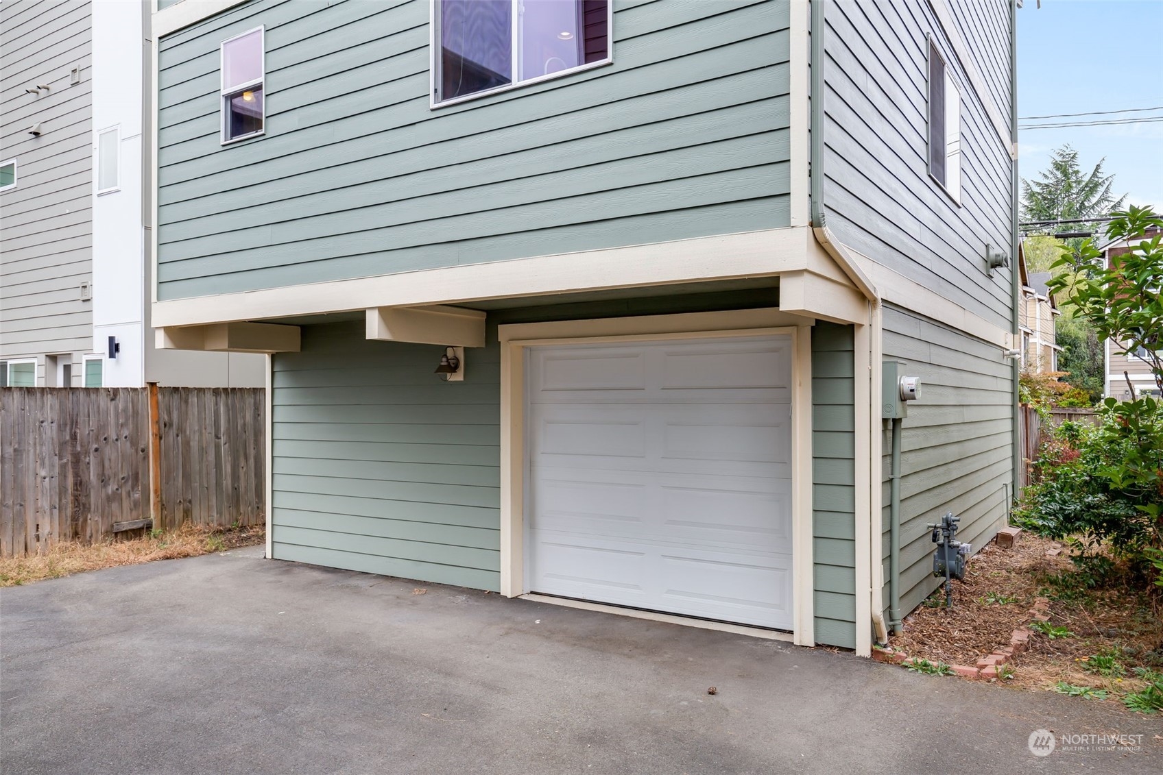 12042 33rd Avenue NE