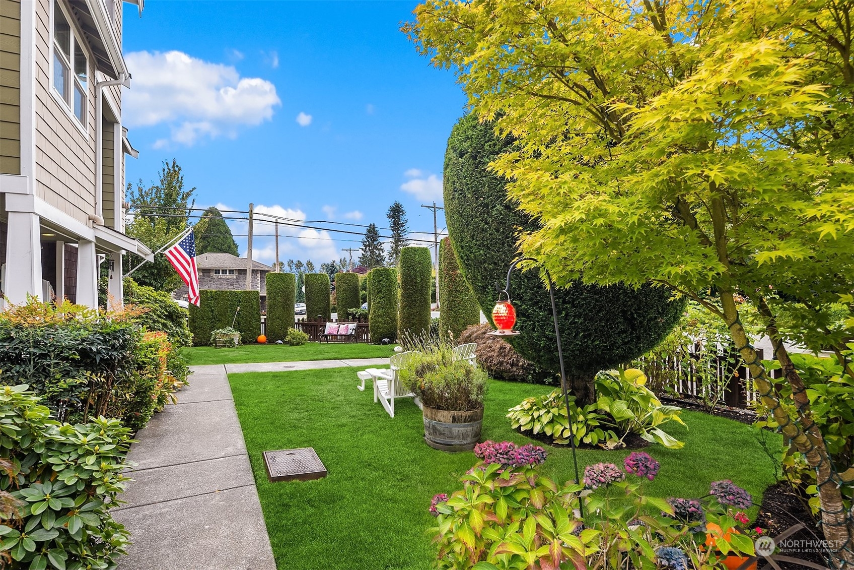 205 Avenue E Unit: F