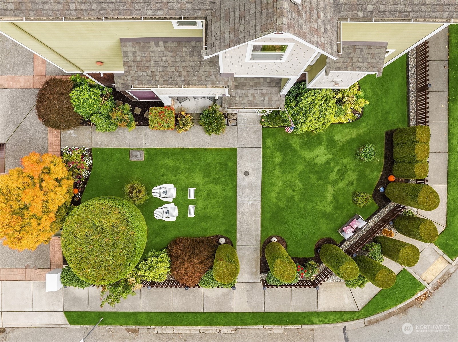 205 Avenue E Unit: F