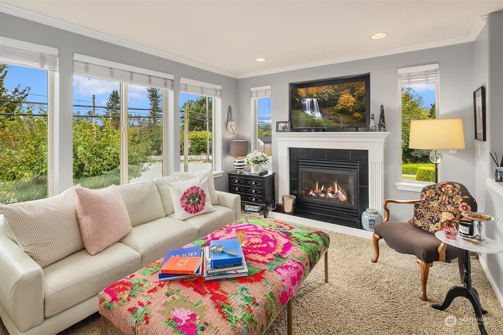 205 Avenue E Unit: F