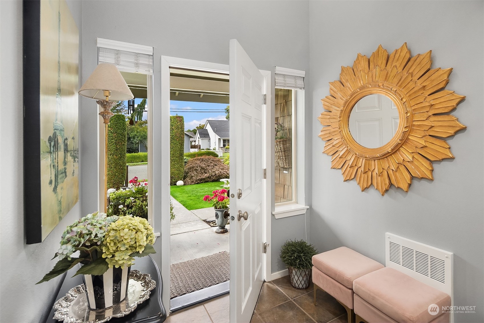 205 Avenue E Unit: F