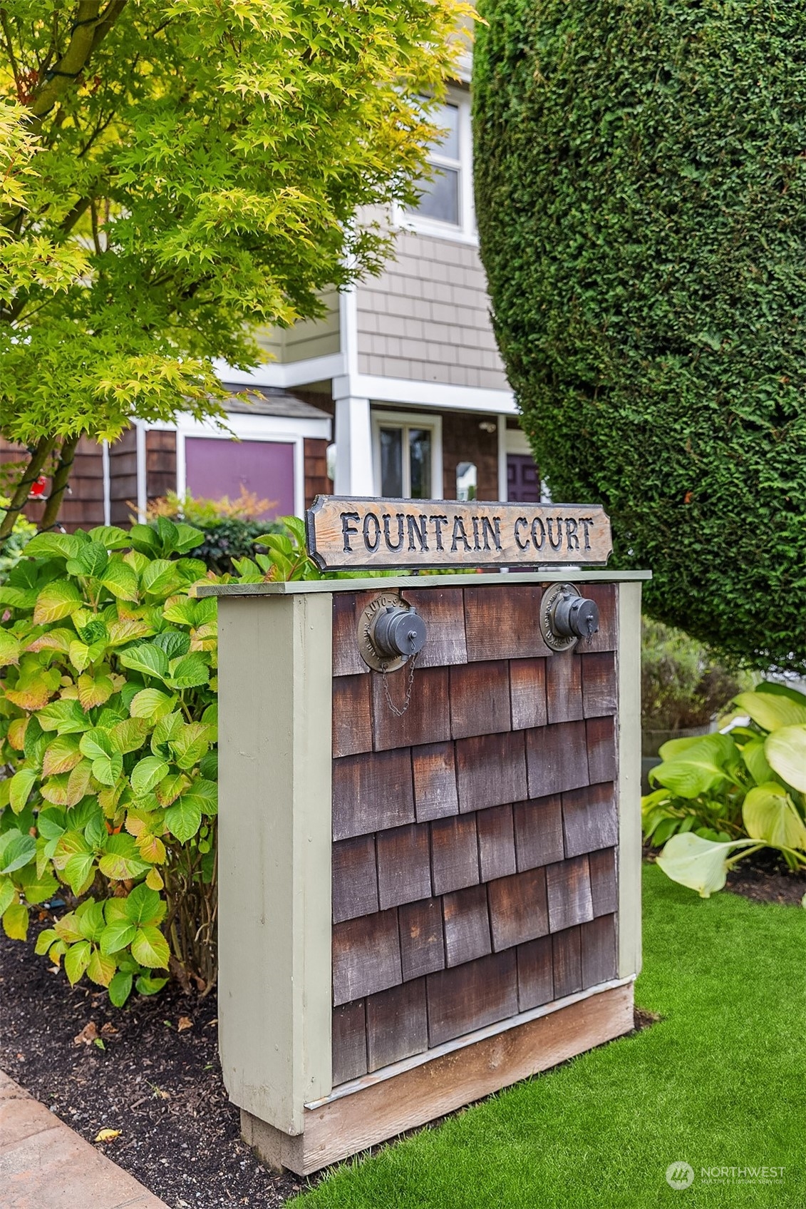 205 Avenue E Unit: F