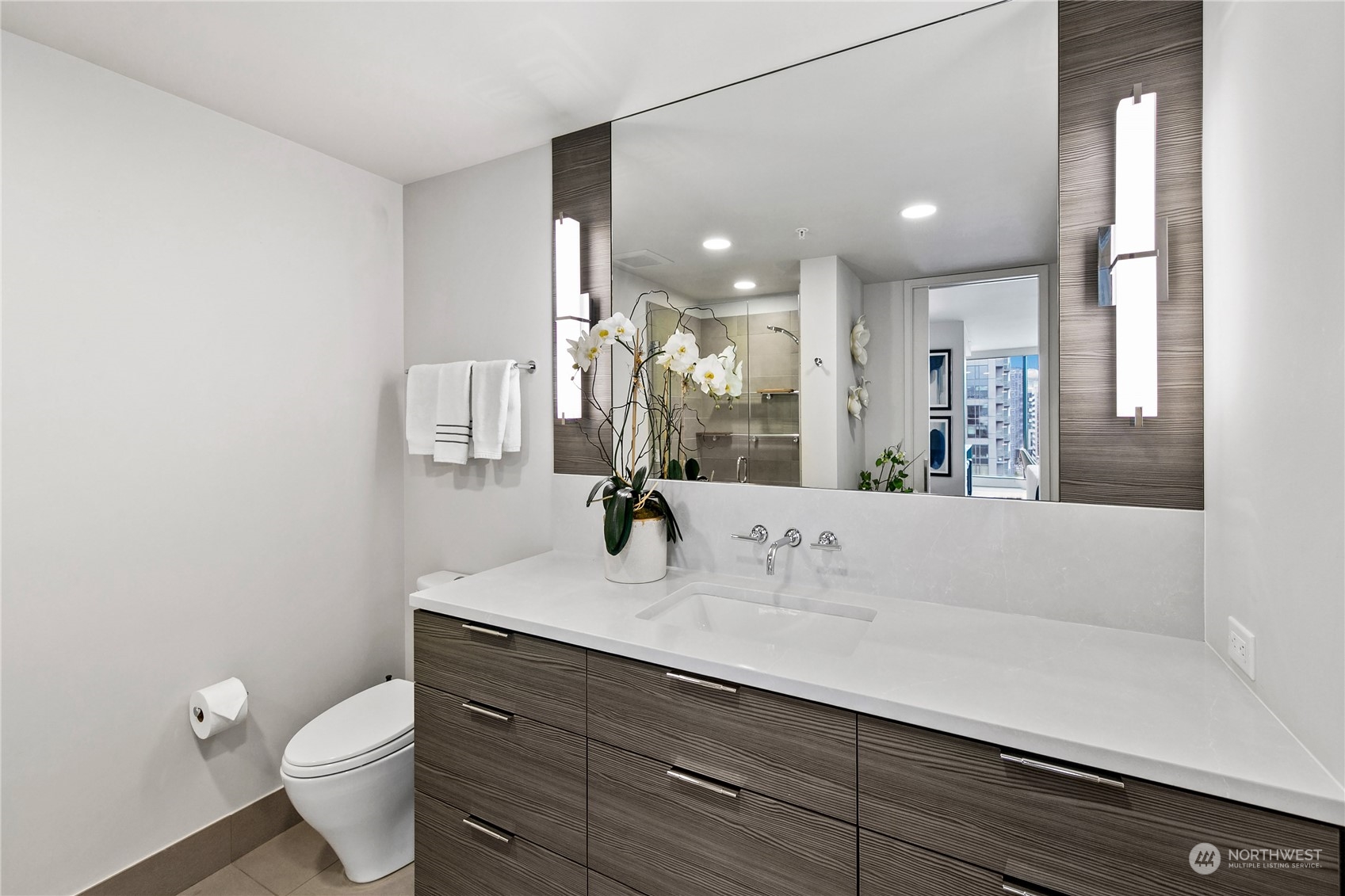 820 Blanchard Street Unit: 1805