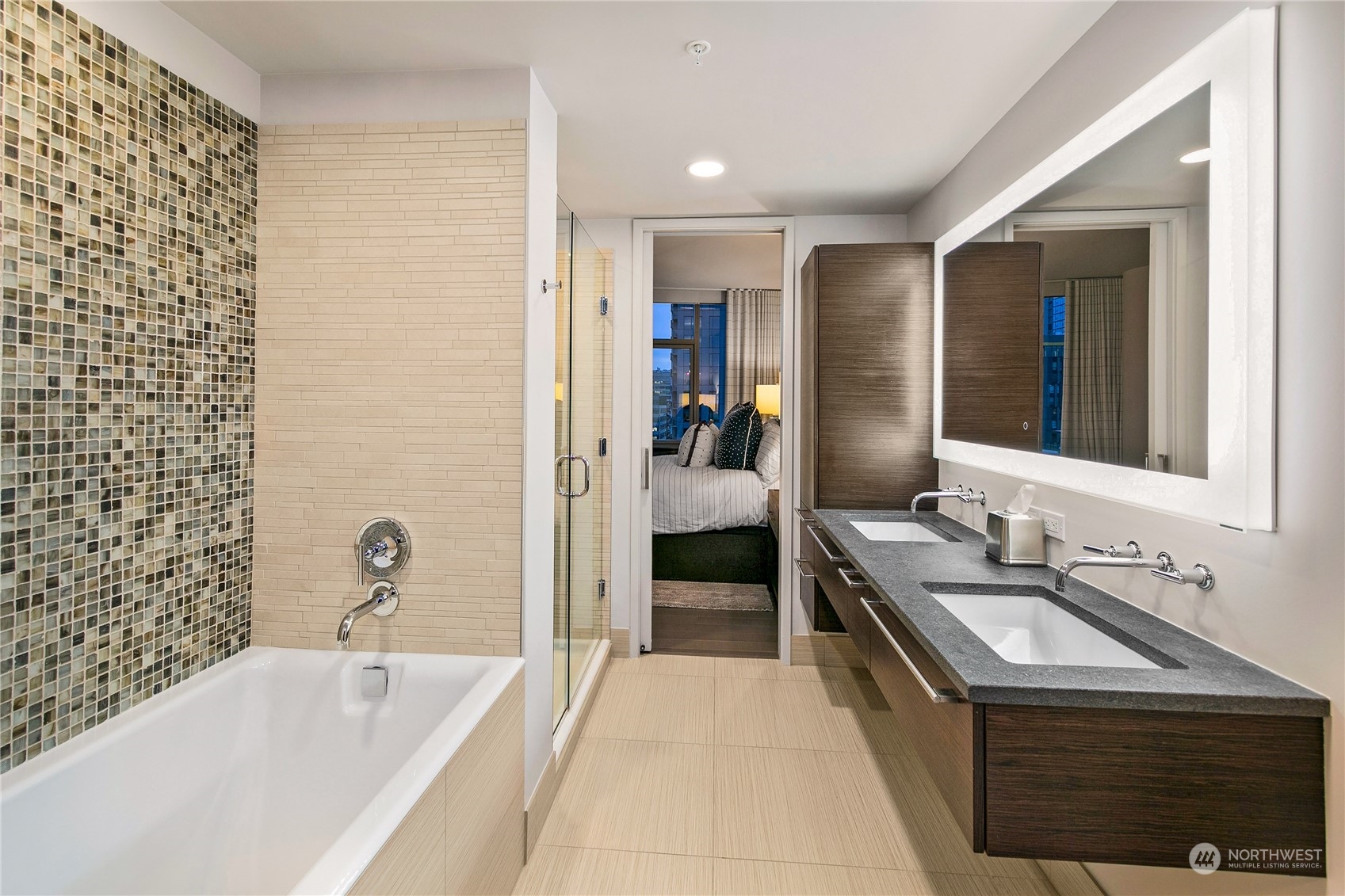 820 Blanchard Street Unit: 1805