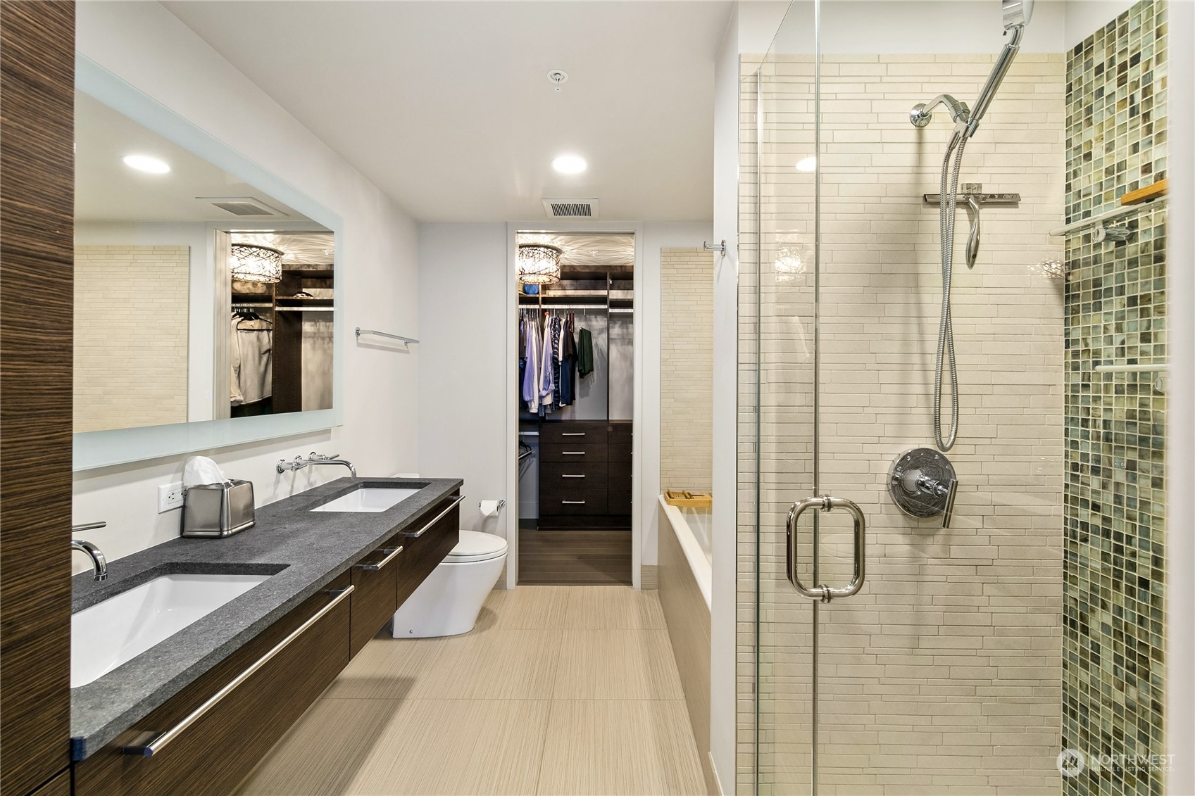 820 Blanchard Street Unit: 1805