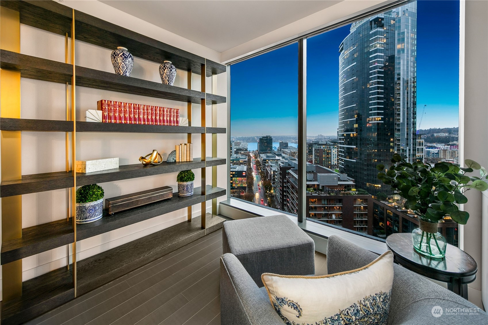 820 Blanchard Street Unit: 1805