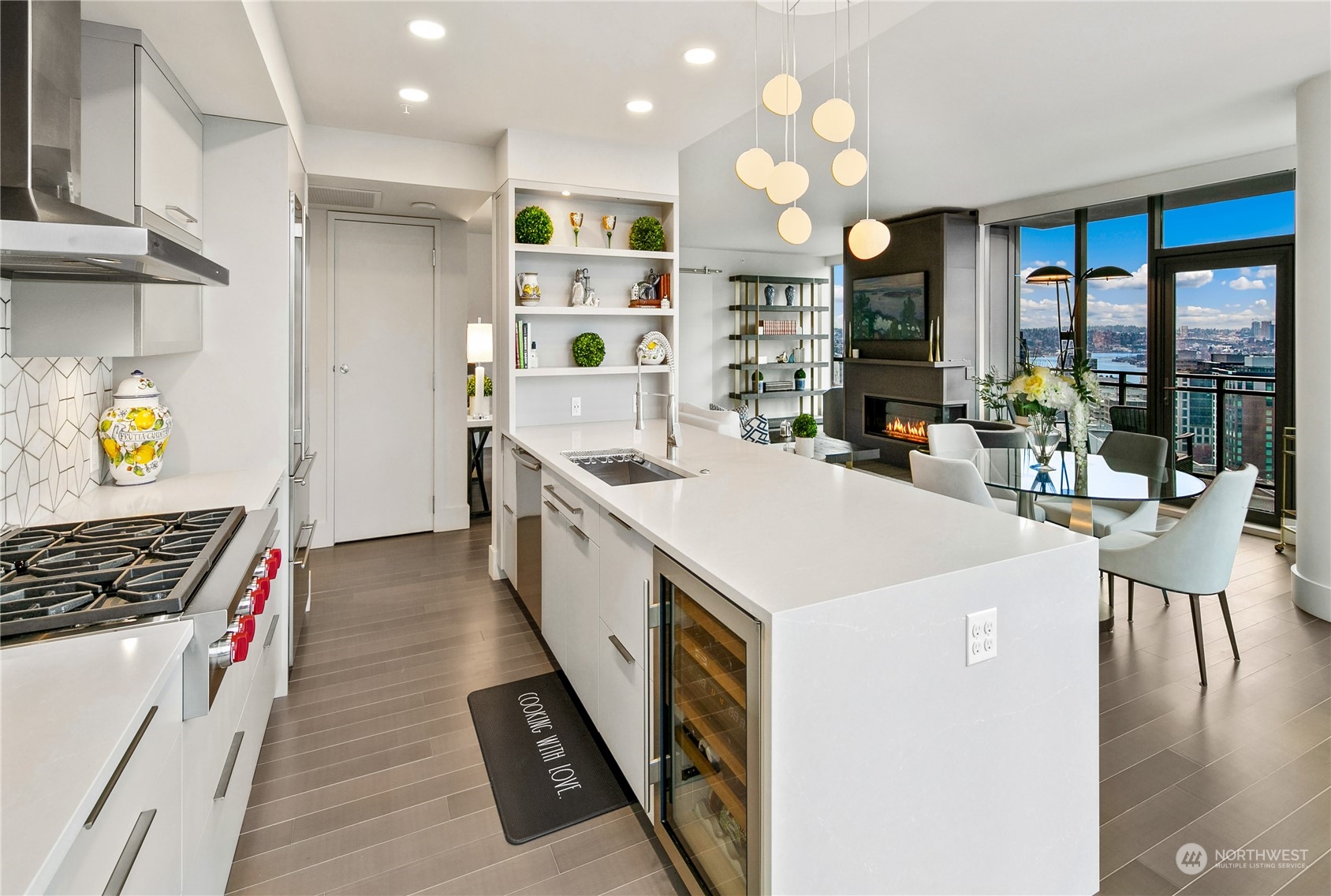 820 Blanchard Street Unit: 1805