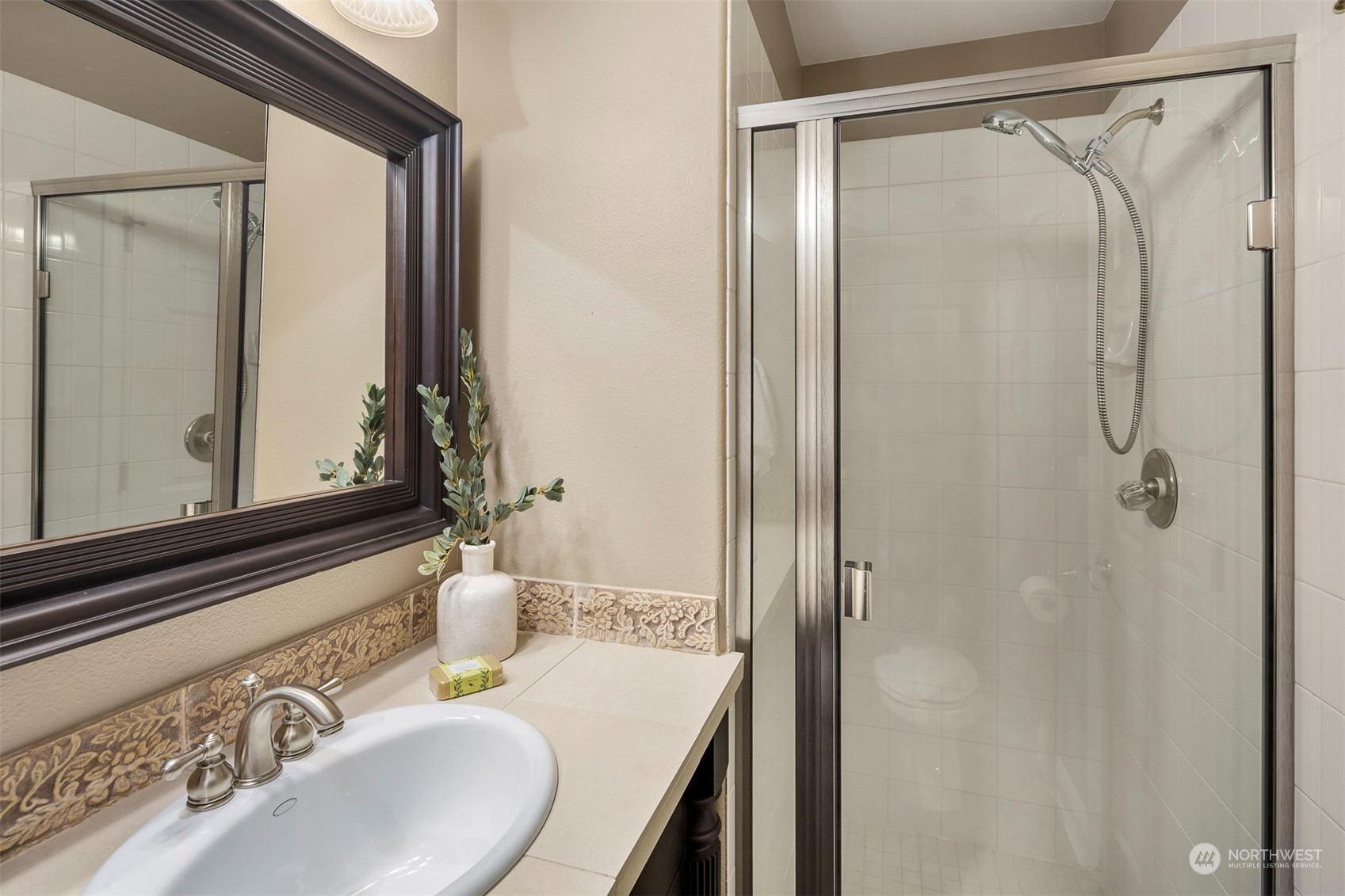 10206 NE 60th Street