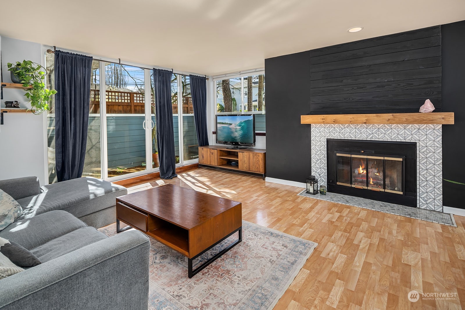 2320 10th Avenue E Unit: 2