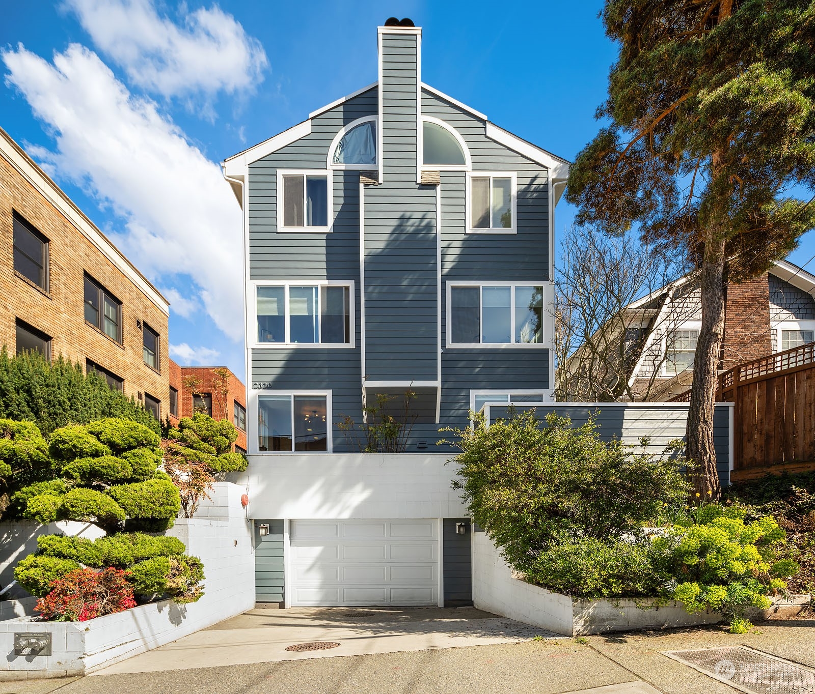 2320 10th Avenue E Unit: 2