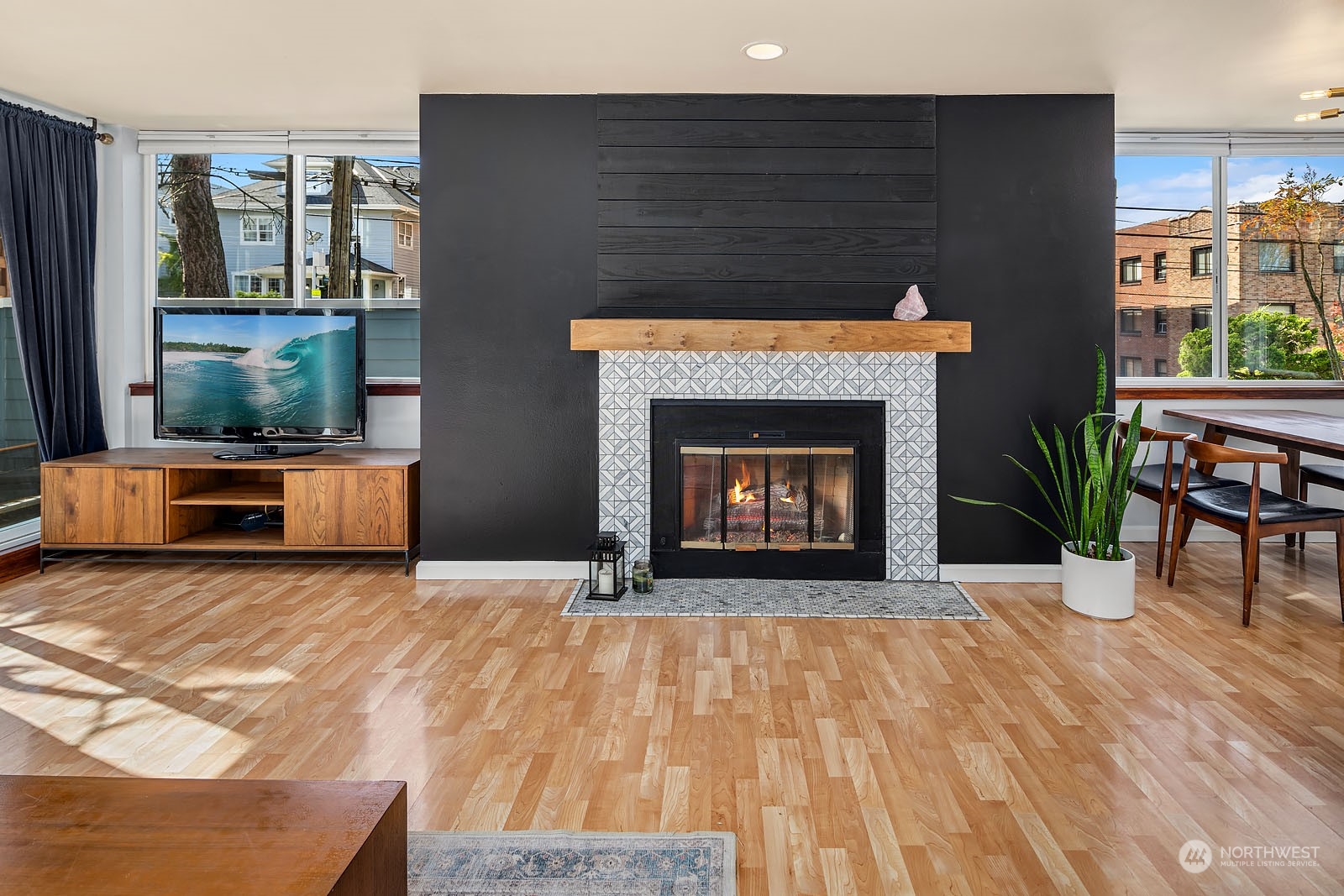 2320 10th Avenue E Unit: 2