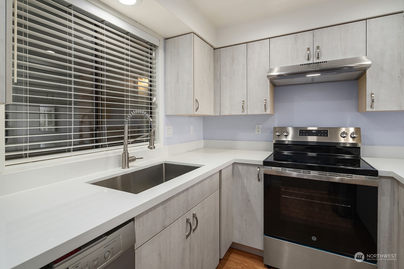 11639 91st Lane NE Unit: 6