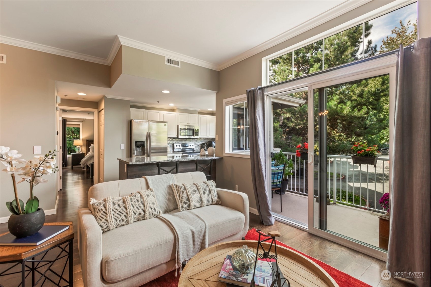 2106 Newport Way NW Unit: 9-4