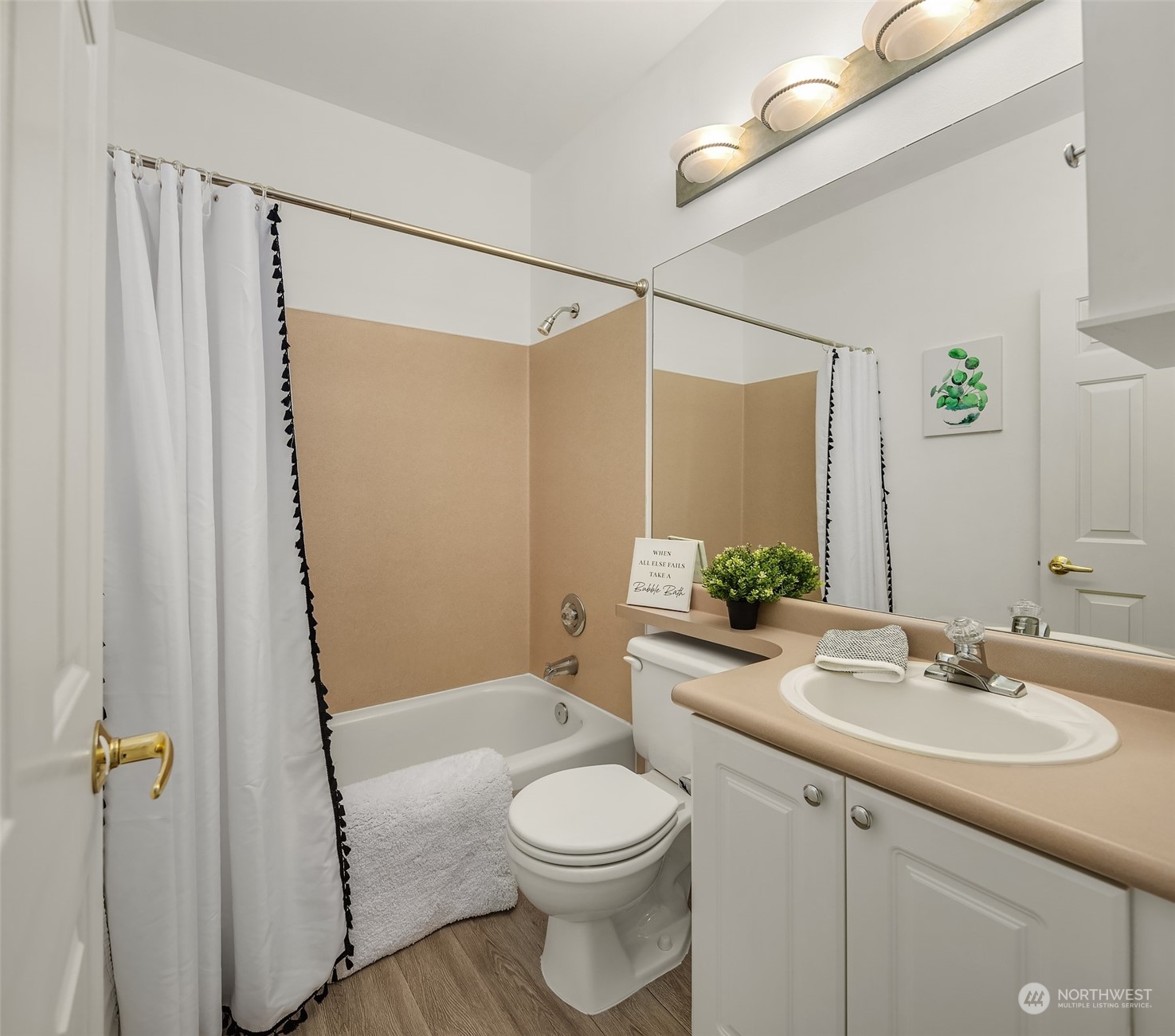 16125 Juanita Woodinville Way NE Unit: 1715