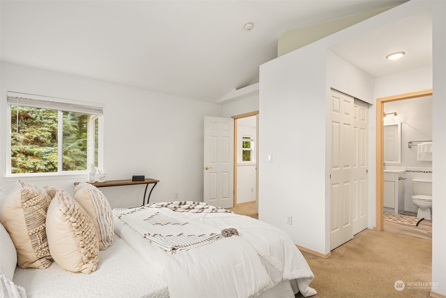 18710 20th Avenue SE