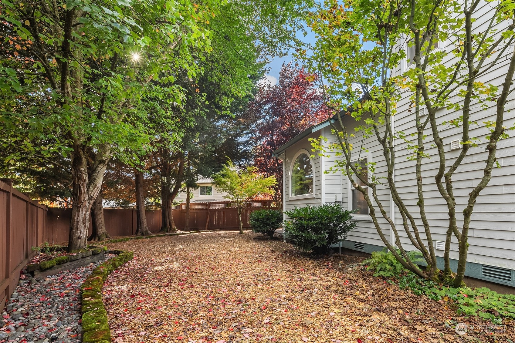 18710 20th Avenue SE