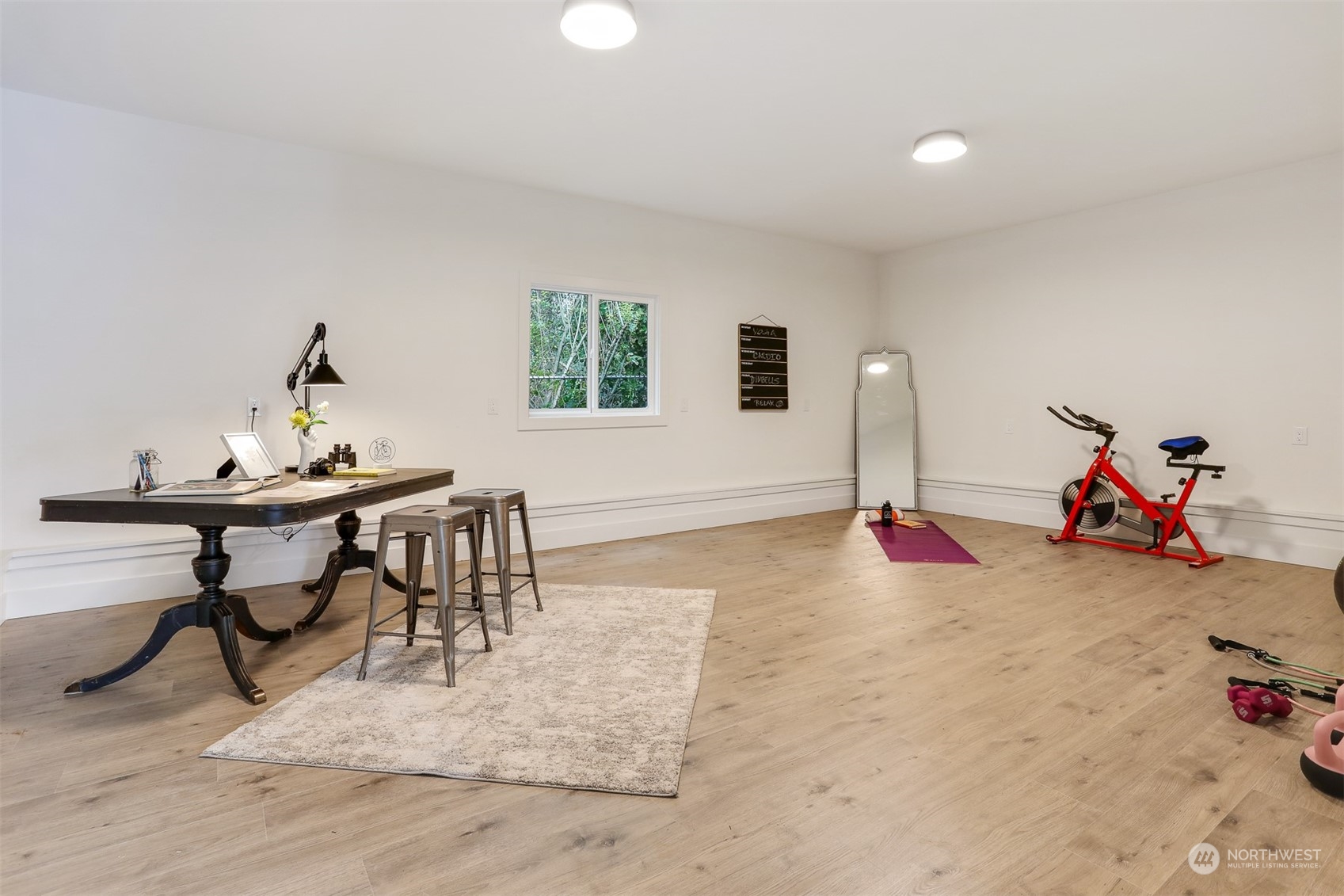 11035 17th Avenue NE